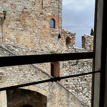 Castello B&B