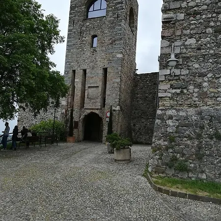Castello B&B